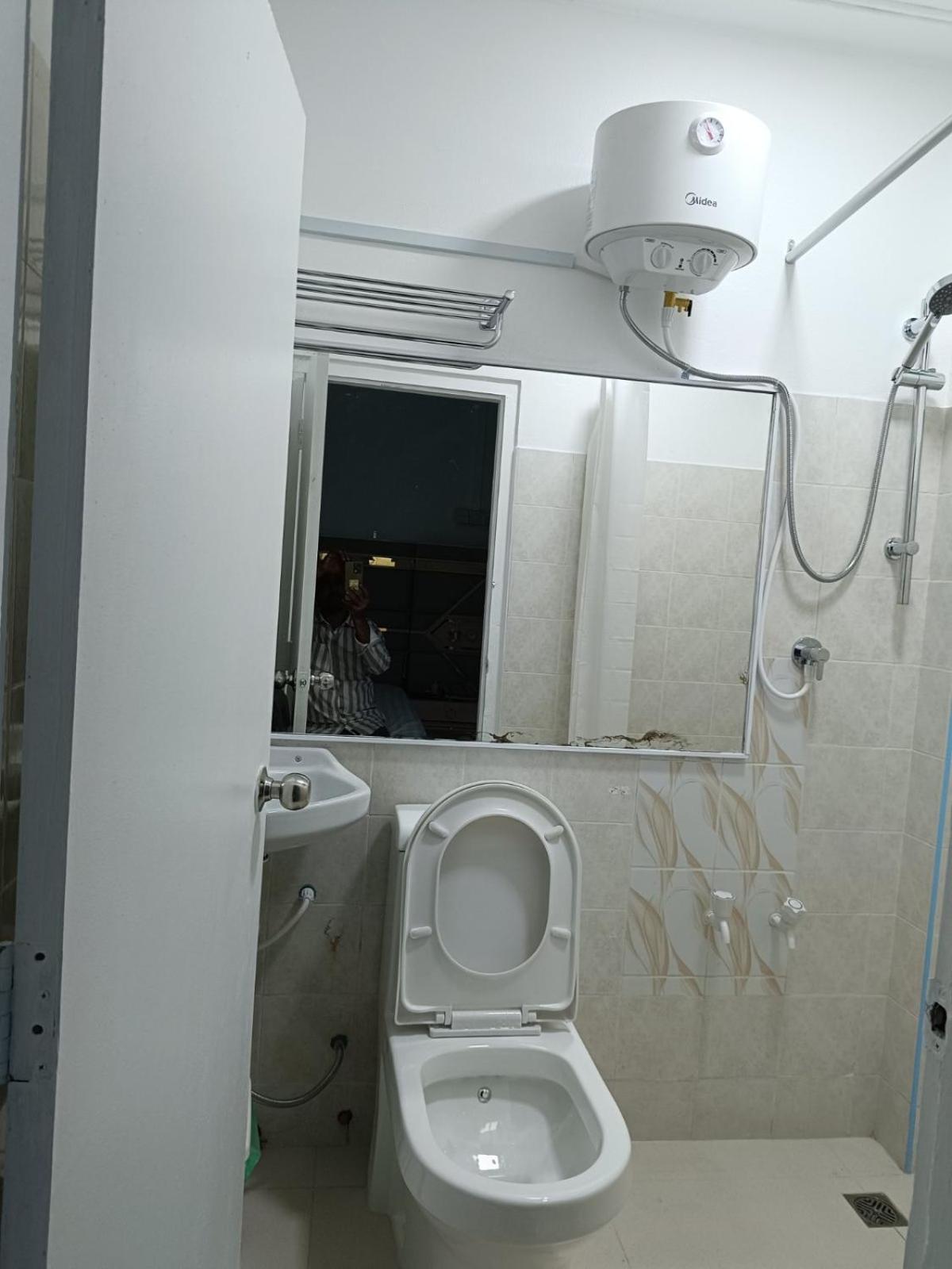 Appartement Ontrack Travel à Malé Extérieur photo